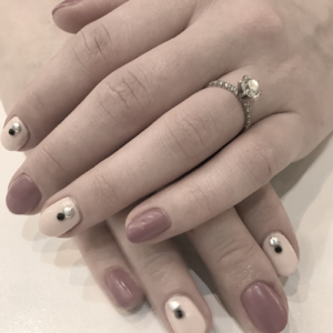 nails